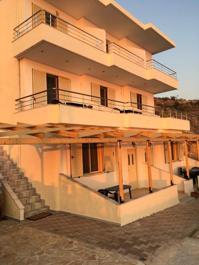 Bluemoon Suites Saranda Zewnętrze zdjęcie