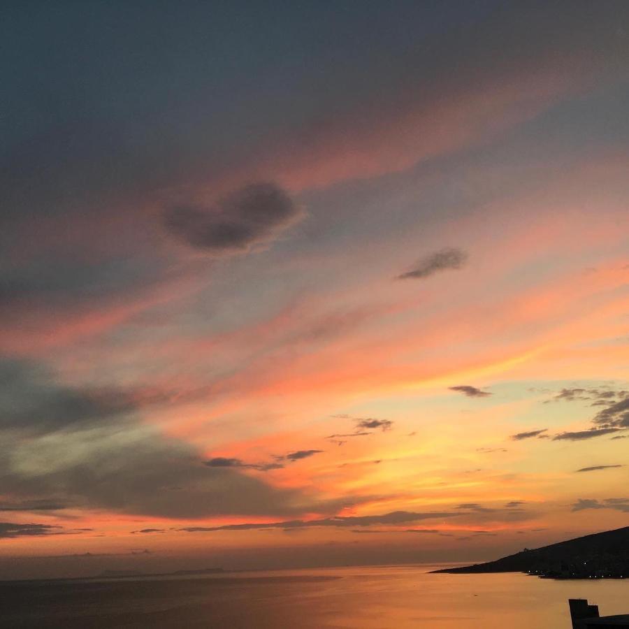 Bluemoon Suites Saranda Zewnętrze zdjęcie