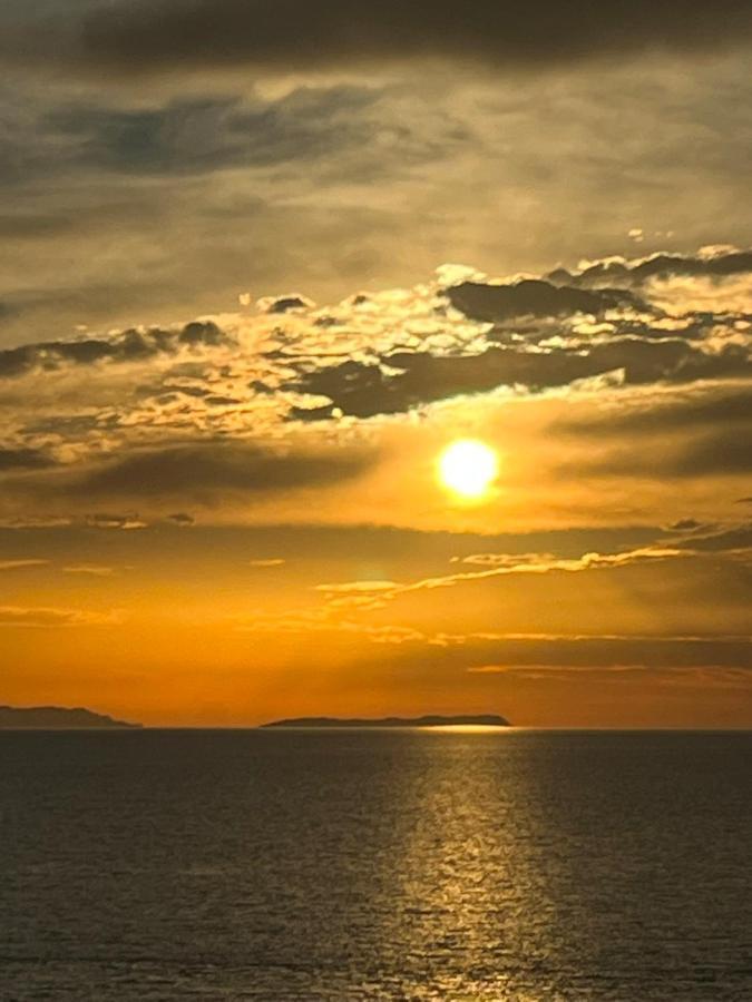 Bluemoon Suites Saranda Zewnętrze zdjęcie