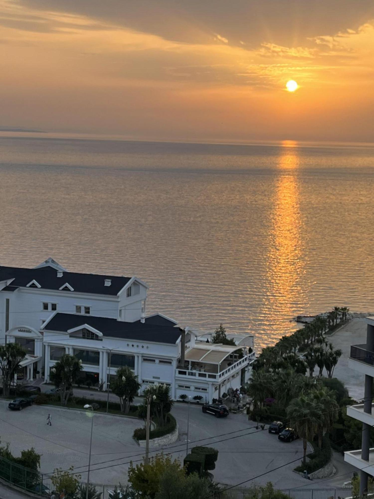 Bluemoon Suites Saranda Zewnętrze zdjęcie
