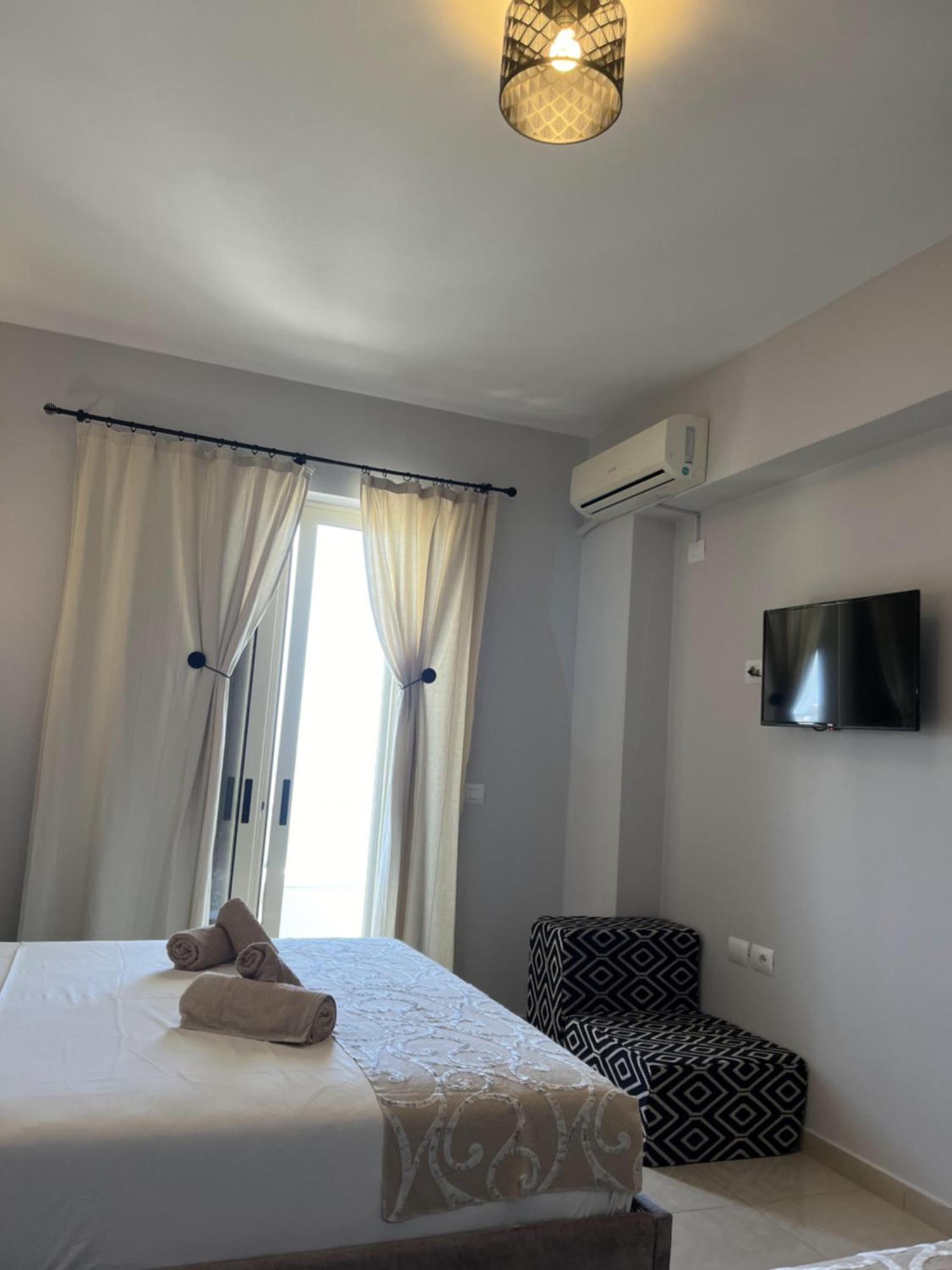 Bluemoon Suites Saranda Zewnętrze zdjęcie