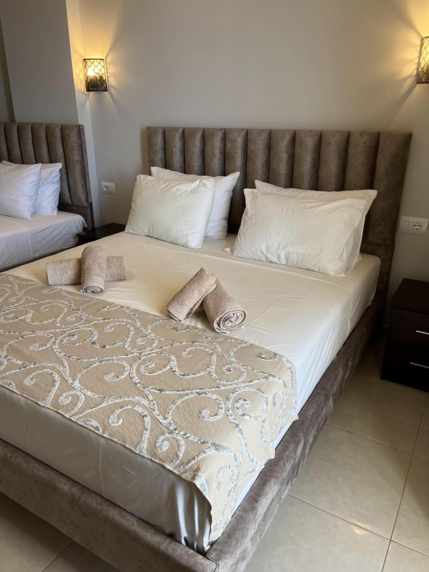 Bluemoon Suites Saranda Zewnętrze zdjęcie