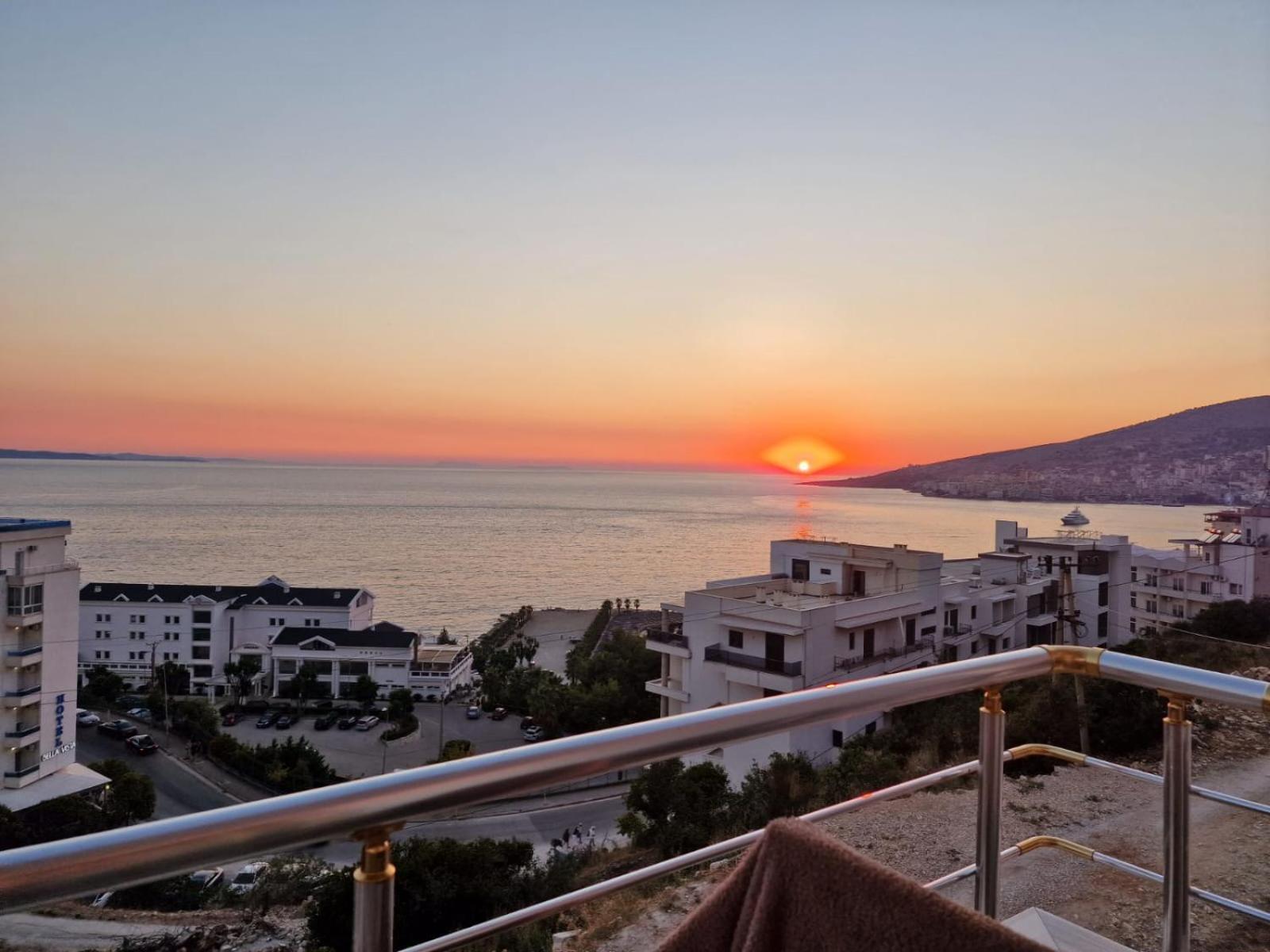 Bluemoon Suites Saranda Zewnętrze zdjęcie
