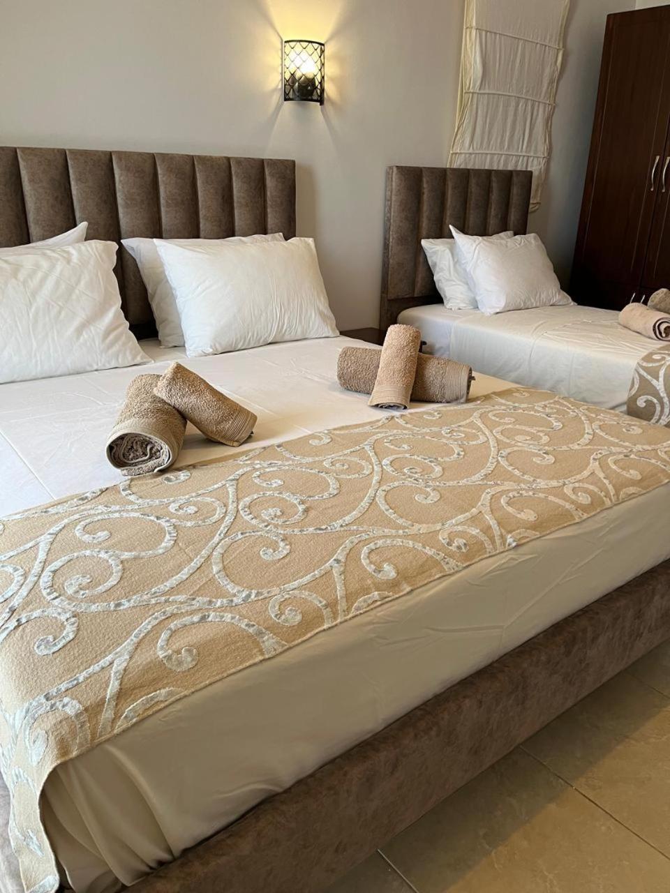 Bluemoon Suites Saranda Zewnętrze zdjęcie