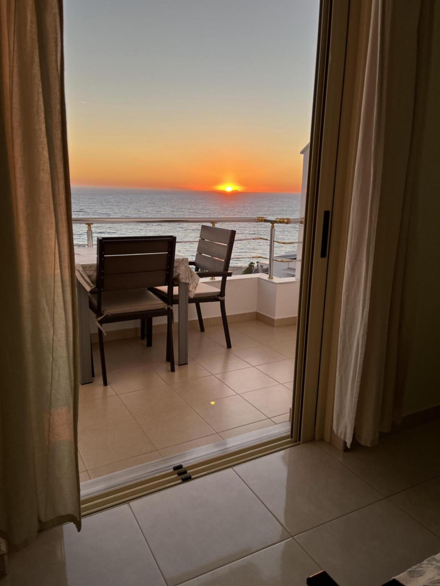 Bluemoon Suites Saranda Zewnętrze zdjęcie
